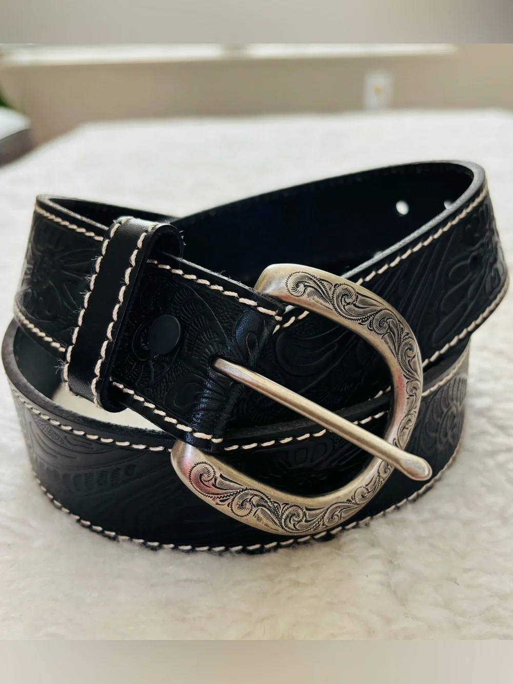 Classic Black Embossed Leather Western Belt with Engraved Silver Buckle Sz 38